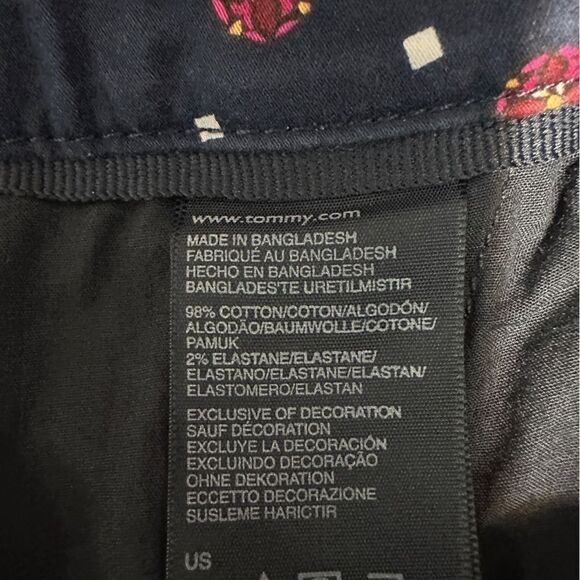 Tommy Hilfiger Navy Blue Patterned Skirt with pockets zipper in back size 14 - Picture 5 of 8